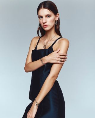 🎁 Vianoce sa blížia a s nimi aj čas krásnych darčekov! Šperky Brosway prinášajú jemný lesk ✨ moderný štýl a detail, ktorý...